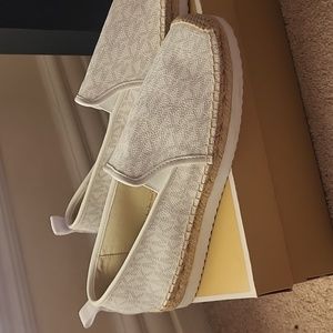 Michael Kors MK Hastings Espadrilles Logo Leather Flats Slip On Platform